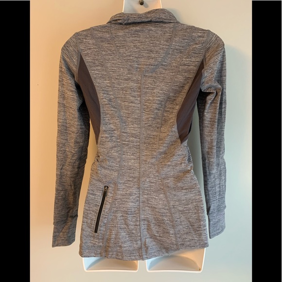 Lululemon Half Zip - Picture 3 of 5